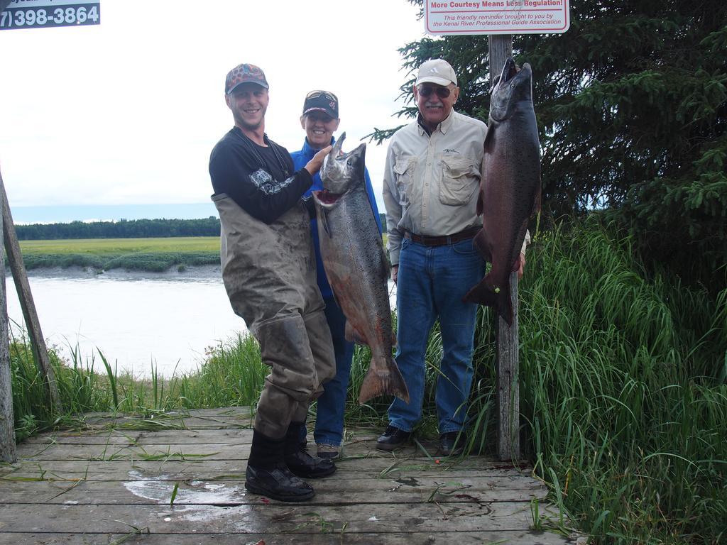 Salmon Catcher Lodgeキナイ エクステリア 写真